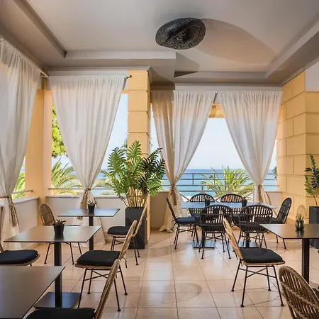 Hotel Makis 3*