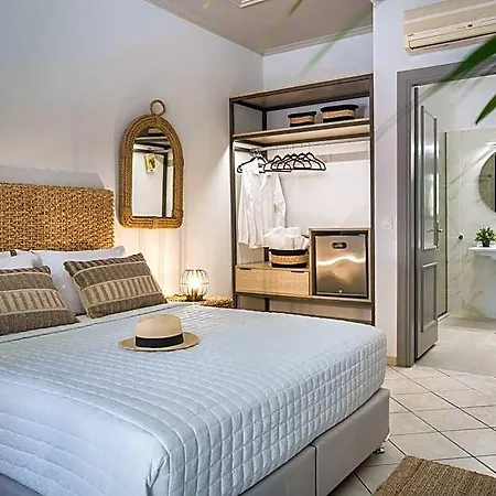 Makis Hotel 3*